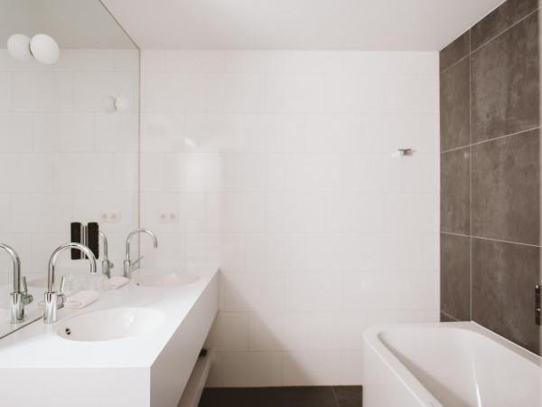 Vaeshartelt Maastricht : photo 4 de la chambre suite lit king-size