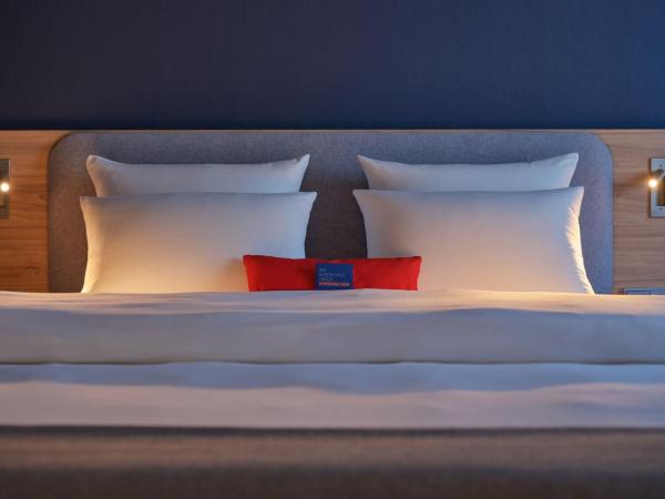 Holiday Inn Express Frankfurt Messe, an IHG Hotel : photo 2 de la chambre chambre standard