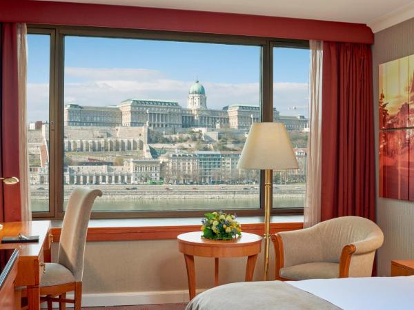 InterContinental Budapest, an IHG Hotel : photo 2 de la chambre chambre lit queen-size classique - vue sur fleuve