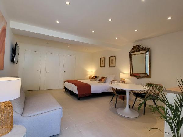 Ideal BnB : photo 1 de la chambre appartement avec piscine - vue sur jardin