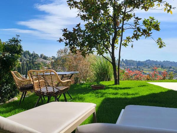 Ideal BnB : photo 4 de la chambre appartement avec piscine - vue sur jardin