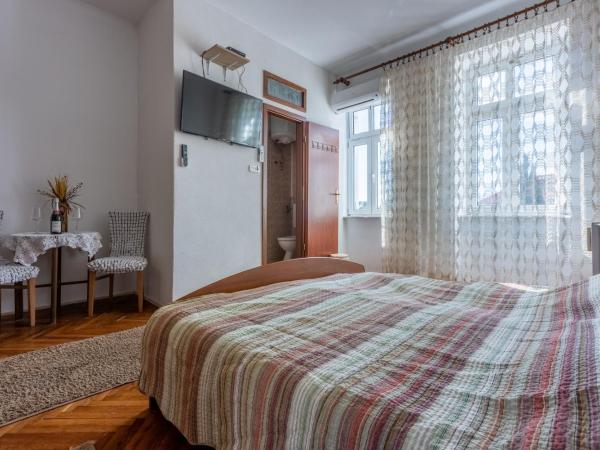 Rooms CICO : photo 3 de la chambre chambre double