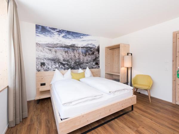 Berghotel Randolins : photo 1 de la chambre chambre double confort