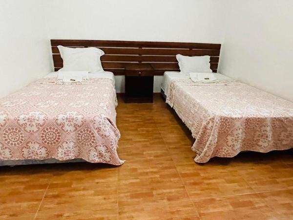 Casa Do Canto : photo 7 de la chambre chambre double ou lits jumeaux avec lit d'appoint