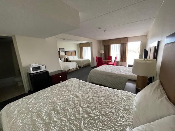 Heritage Inn & Suites : photo 2 de la chambre chambre familiale