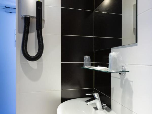 Hotel Mimosa Paris : photo 9 de la chambre chambre simple standard