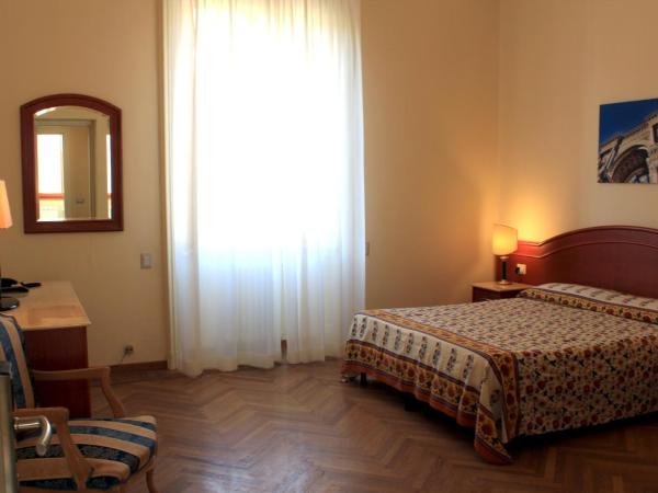 Hotel Palladio : photo 1 de la chambre chambre double ou lits jumeaux avec salle de bains privative externe