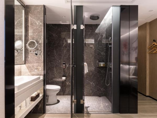 Paco Hotel Canton Tower Pazhou--FreeShuttle Bus for CantonFair : photo 5 de la chambre chambre double avec salle de bains privative