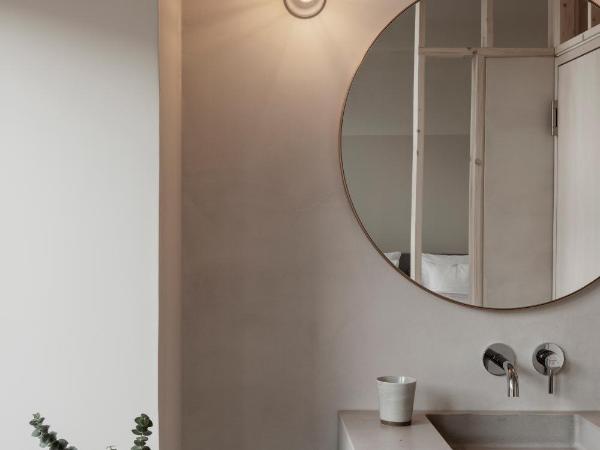 Michelberger Hotel : photo 4 de la chambre chambre double deluxe avec baignoire