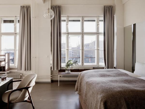 Michelberger Hotel : photo 1 de la chambre chambre double deluxe avec baignoire