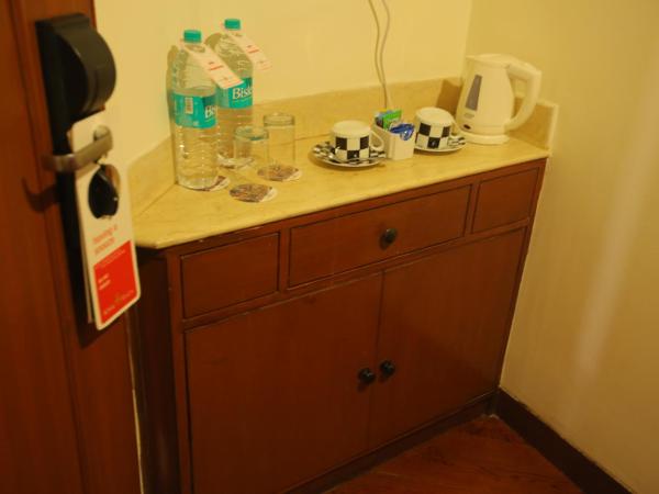 Hotel The Royal Plaza : photo 7 de la chambre royal junior suite - enjoy a free one glass of house beer once during your stay