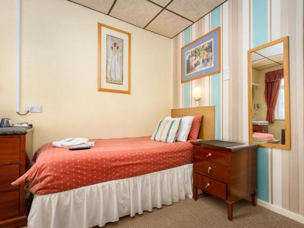 Oak Lea Hotel : photo 2 de la chambre chambre simple standard avec douche