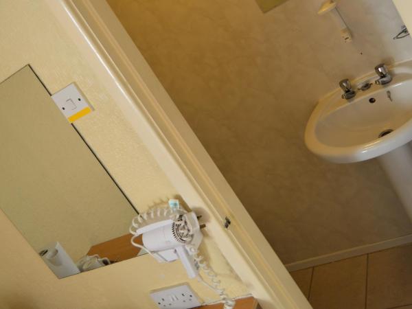 Oak Lea Hotel : photo 5 de la chambre chambre triple standard