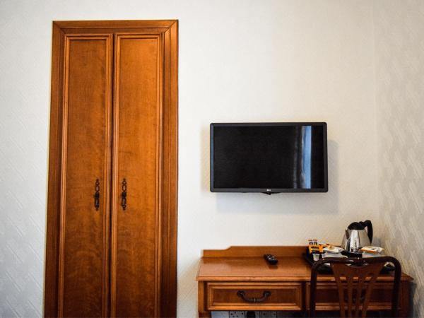 Pembridge Palace Hotel : photo 5 de la chambre chambre triple