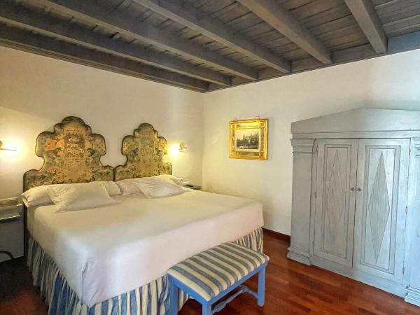 Las Casas de la Judería de Córdoba : photo 1 de la chambre hébergement double ou lits jumeaux classique avec baignoire spa