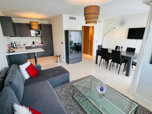 Residence Carlton Riviera : photo 3 de la chambre appartement 2 chambres (4 adultes)