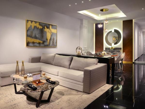 HOTEL & SPA MANSION SOLIS by HOTSSON : photo 2 de la chambre suite présidentielle