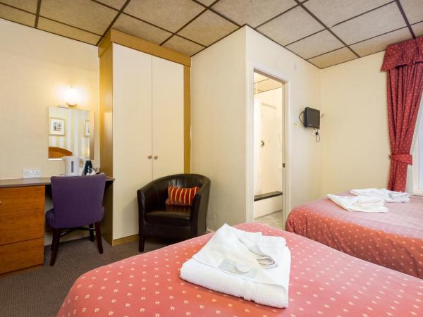 Oak Lea Hotel : photo 3 de la chambre chambre familiale avec douche