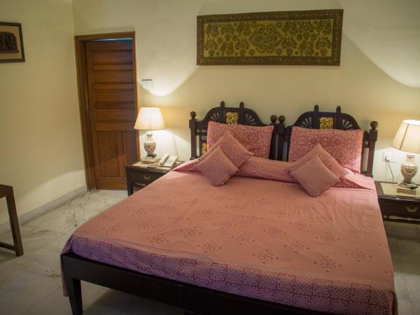 Hotel Meghniwas : photo 2 de la chambre suite