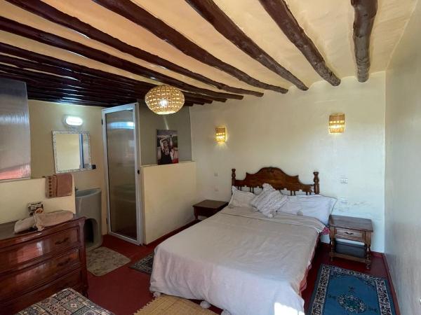 Riad Darga Rouge : photo 6 de la chambre chambre double - vue sur piscine