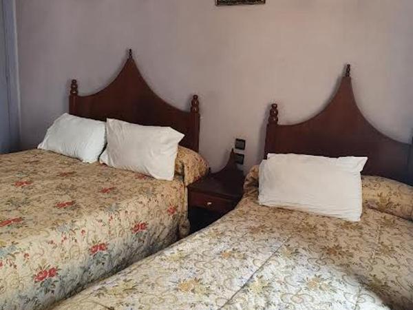 HOTEL DU LOUVRE : photo 2 de la chambre chambre double