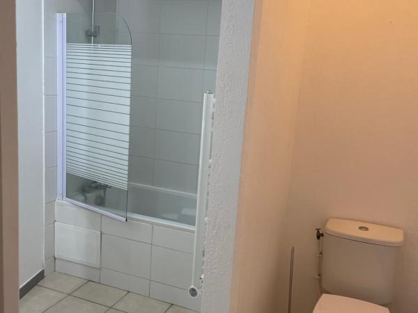 Maison du Cloitre Couvent des Carmes : photo 3 de la chambre chambre double