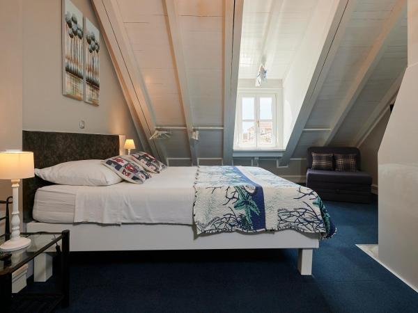 Palace Central Square : photo 2 de la chambre studio