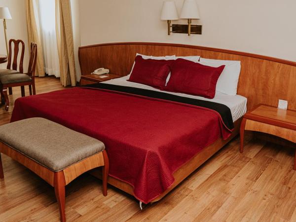 Gran Hotel Diligencias : photo 9 de la chambre chambre lit king-size