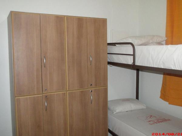 Hotel Pousada Clínicas Valente : photo 1 de la chambre lit dans un dortoir de 4 lits