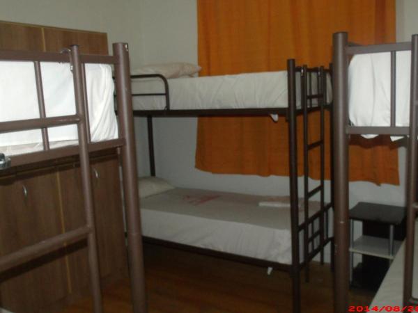 Hotel Pousada Clínicas Valente : photo 2 de la chambre lit dans un dortoir de 4 lits