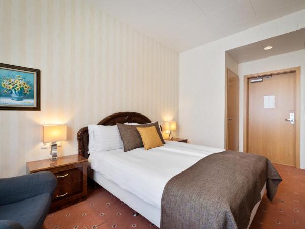 Hotel Ísland - Comfort : photo 3 de la chambre chambre double standard