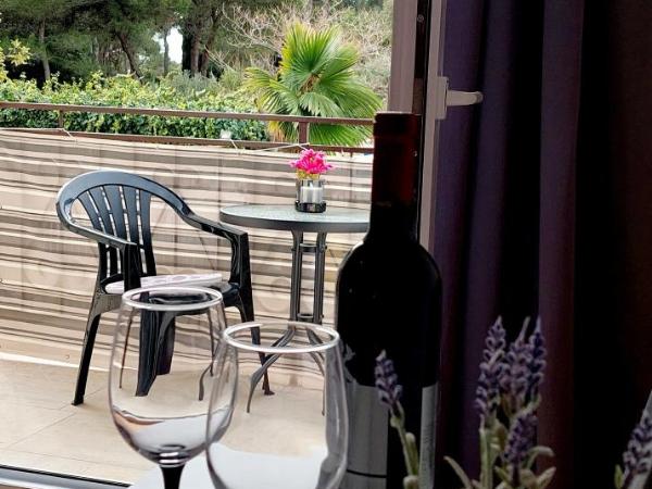 Villa Salvia Rooms and Apartments : photo 3 de la chambre chambre double avec balcon