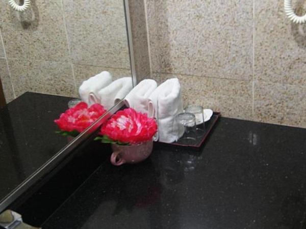 TD Plaza Hotel : photo 6 de la chambre chambre lit king-size supérieure