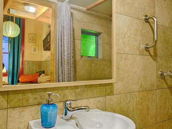 Lavender Circus Hostel, Doubles & Ensuites : photo 4 de la chambre appartement standard