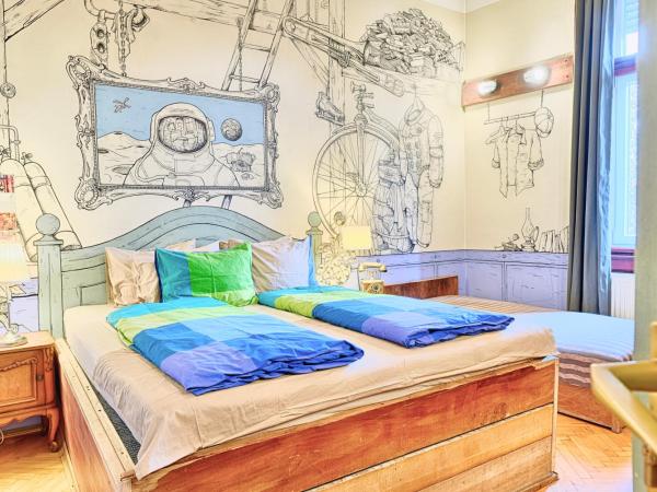 Lavender Circus Hostel, Doubles & Ensuites : photo 2 de la chambre chambre double avec salle de bains privative