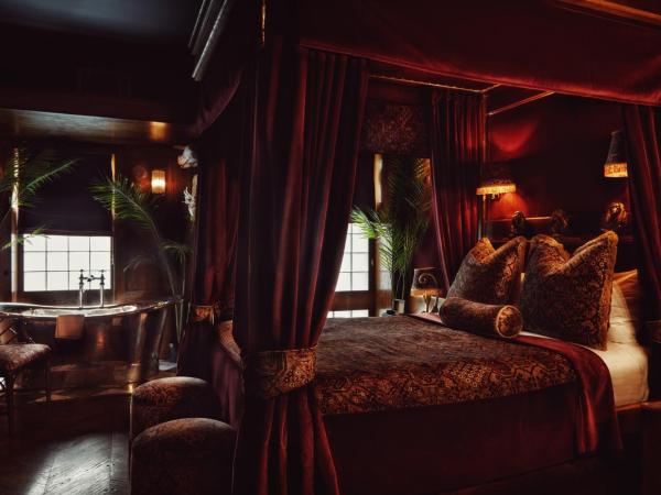 House of Gods Royal Mile : photo 1 de la chambre suite