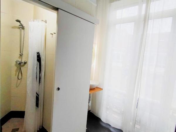 Hostal Mafer : photo 1 de la chambre chambre lits jumeaux Économique - vue sur ville