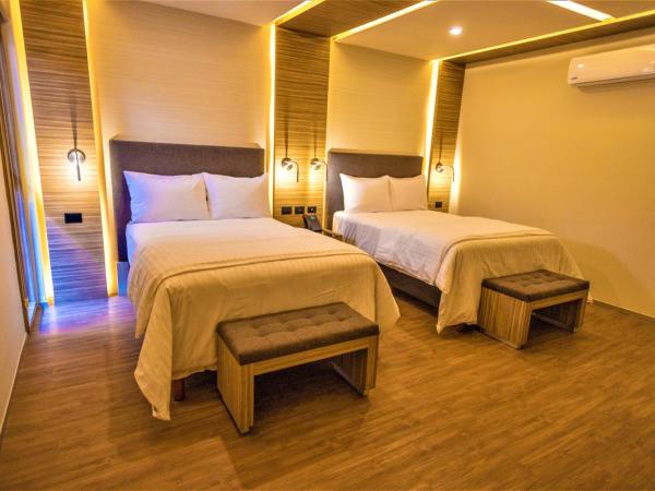 Hotel Plaza by Kavia : photo 4 de la chambre chambre double standard avec 2 lits doubles