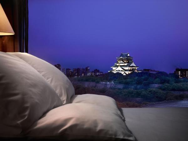 Hotel New Otani Osaka : photo 6 de la chambre suite junior de luxe non-fumeurs - vue sur château