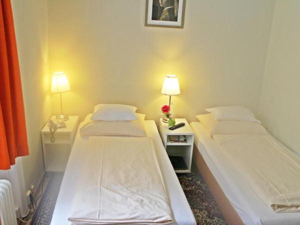 Pension Hotel Mariahilf : photo 1 de la chambre chambre familiale