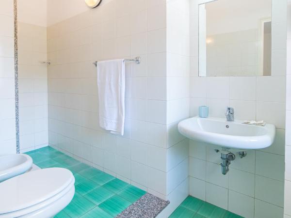 Hotel Villino Gallodoro : photo 3 de la chambre chambre triple