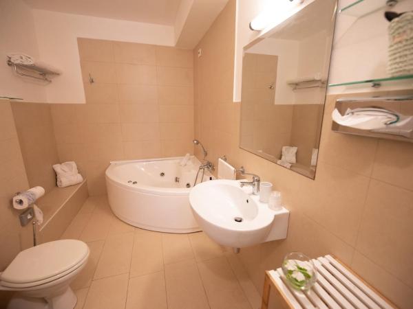 Hotel Parco delle Fontane : photo 6 de la chambre chambre deluxe