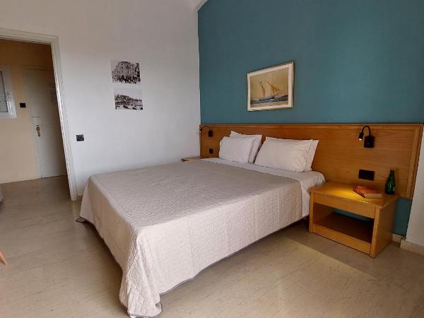 Elite Corfu Sea View Rooms : photo 4 de la chambre chambre double ou lits jumeaux - vue sur mer