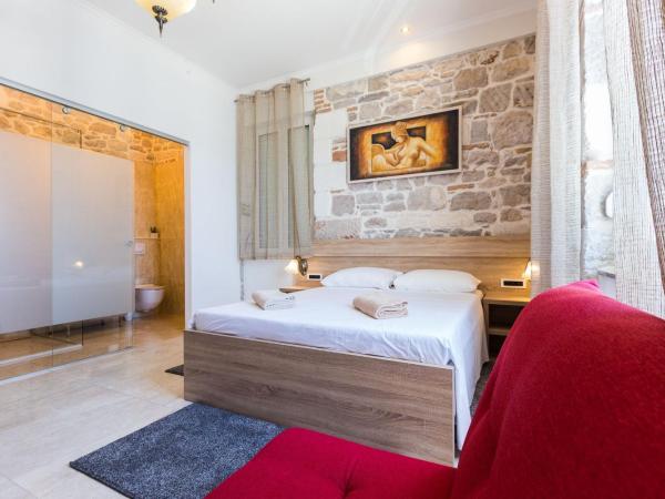 B&B Giardin exclusive rooms and suite : photo 4 de la chambre chambre double deluxe - vue sur mer