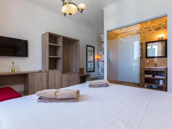 B&B Giardin exclusive rooms and suite : photo 5 de la chambre chambre double deluxe - vue sur mer