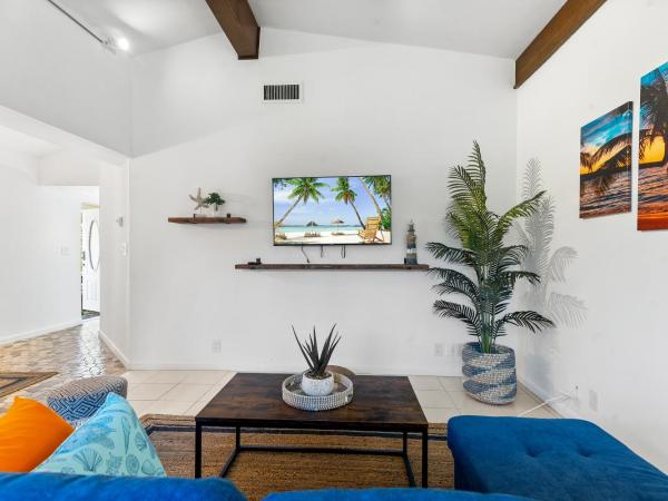 Coco Bay Vacation Condos : photo 9 de la chambre appartement avec terrasse