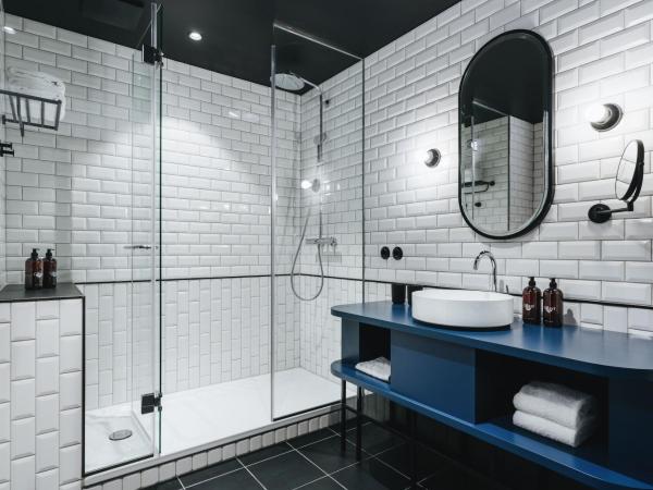 Hotel Gilbert : photo 5 de la chambre suite - vue sur ville