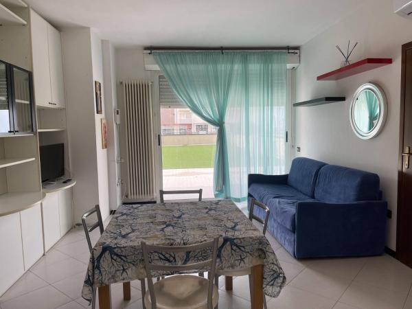 Residence Belvedere Vista : photo 1 de la chambre one bedroom apartment with terrace and partial sea view