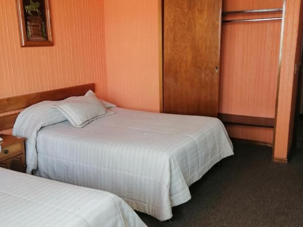 Hotel Las Américas : photo 5 de la chambre chambre double avec 2 lits doubles