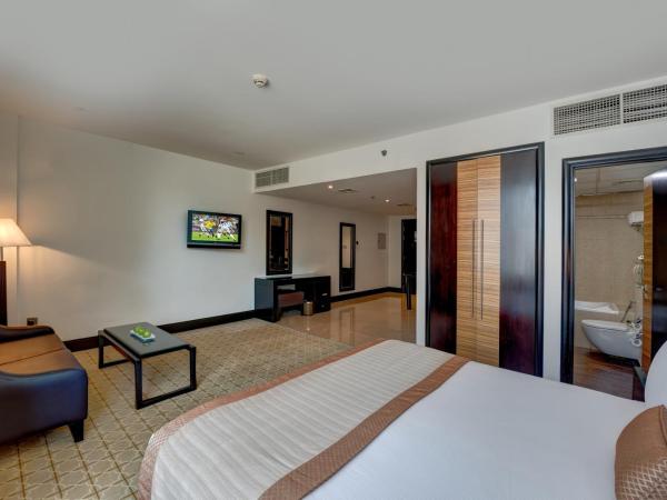 Holiday Inn Dubai Al Barsha, an IHG Hotel : photo 3 de la chambre premium room with 20% discount on f&b